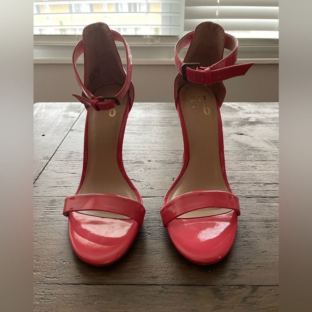 Beautiful 4”heels